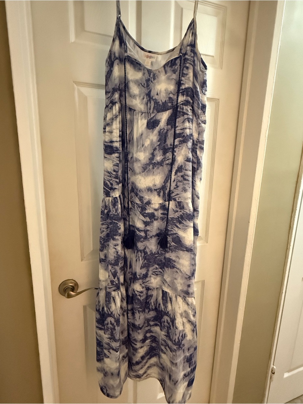 LuLaRoe White/ purple blue Carina Size XXS